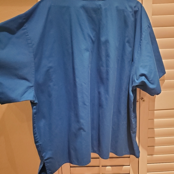 Scrub top - Picture 2 of 4